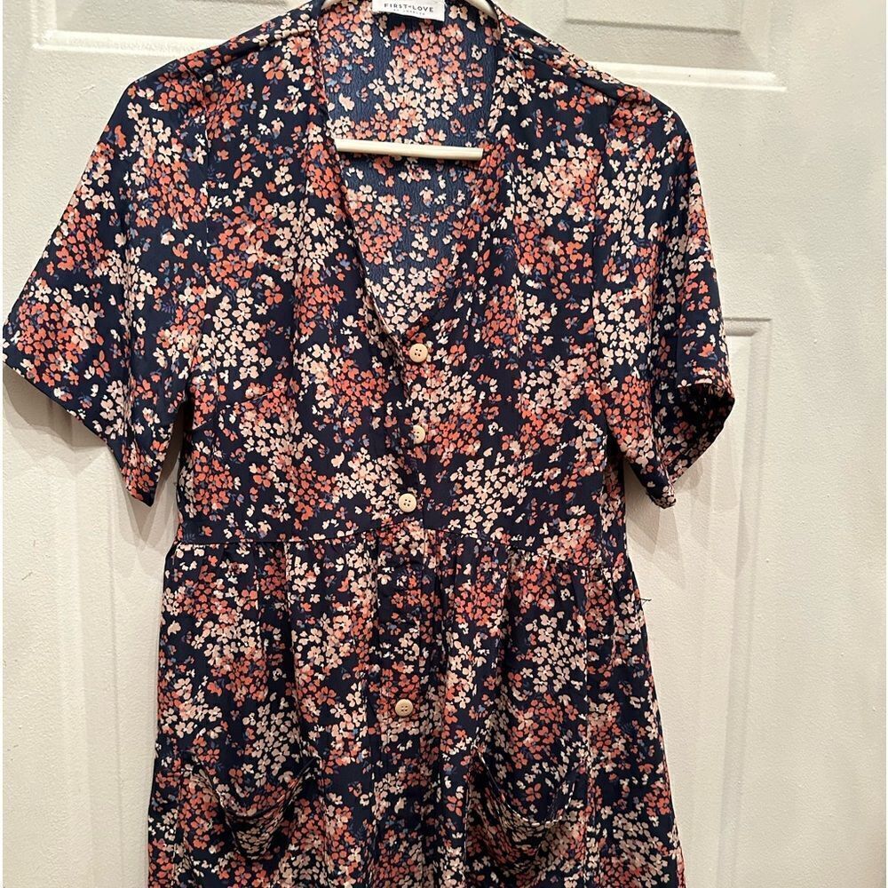 First Love floral dress with pockets